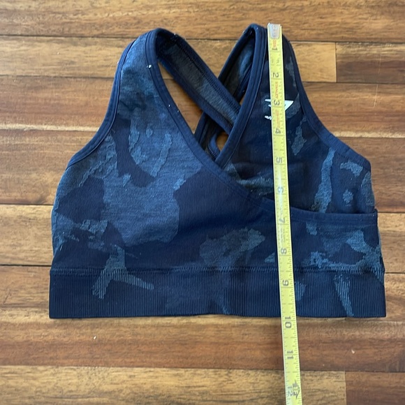 GymShark camo sports bra - Picture 6 of 7